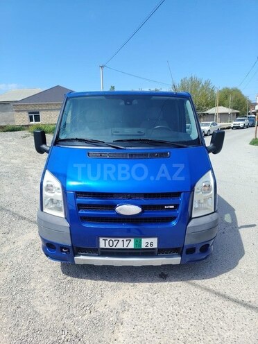 Ford Transit-1