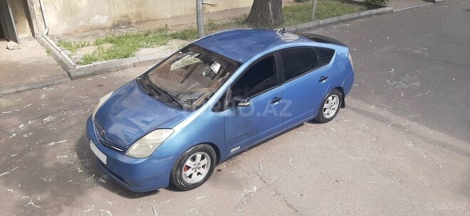 Toyota Prius-11