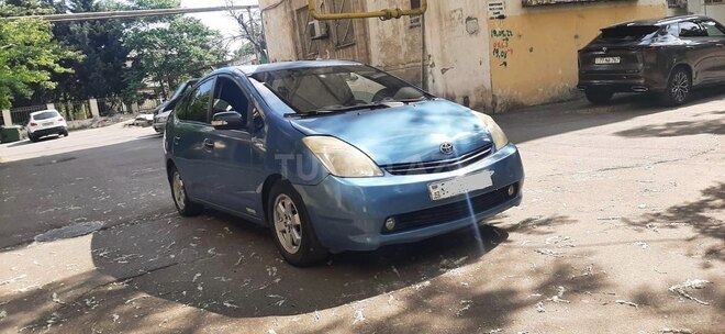Toyota Prius-18