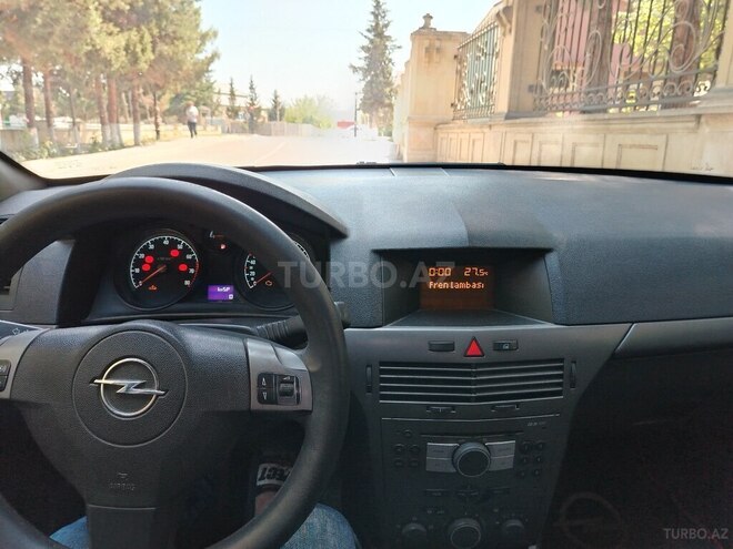 Opel Astra-3