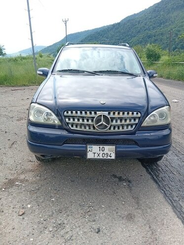 Mercedes ML 320-1