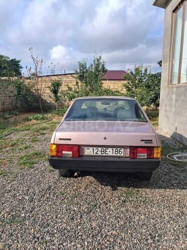 LADA (VAZ) 21099-4