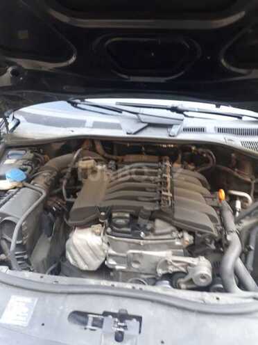 Volkswagen Touareg-8