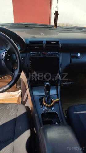 Mercedes C 220-12