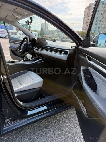 Geely Emgrand-10