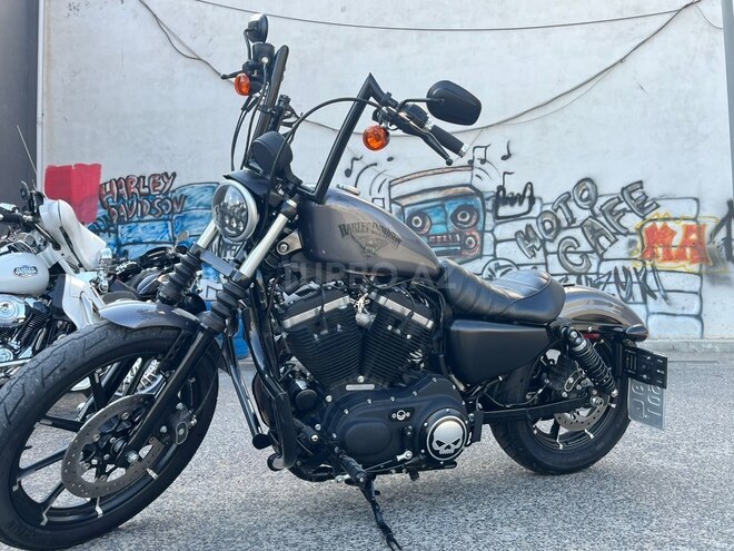 Harley-Davidson XL883N Sportster Iron 883-2