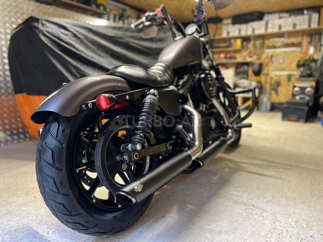 Harley-Davidson XL883N Sportster Iron 883-8