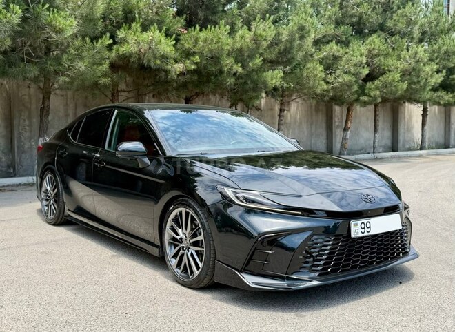 Toyota Camry-1