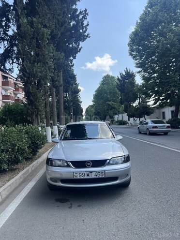 Opel Vectra-2