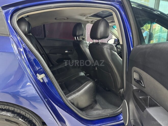 Chevrolet Cruze-8