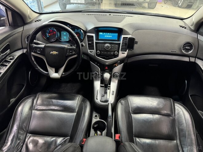 Chevrolet Cruze-9