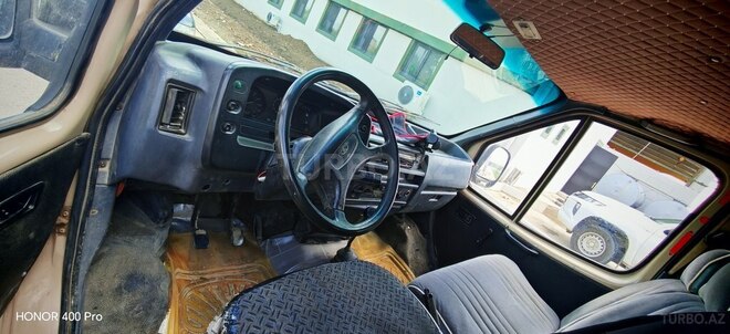 Ford Transit-4