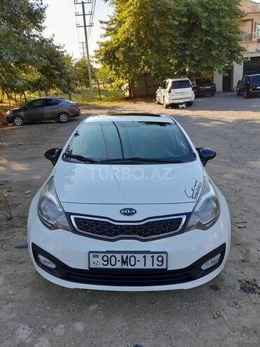 Kia Rio-1