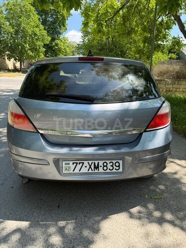 Opel Astra-2