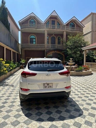 Hyundai Tucson-2