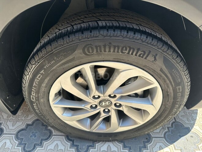 Hyundai Tucson-17