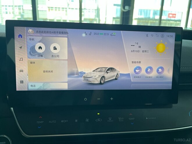 Toyota Camry-14