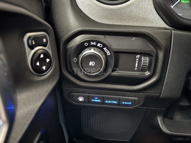Jeep Wrangler-16