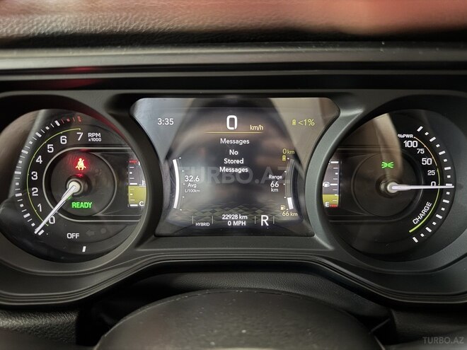 Jeep Wrangler-21