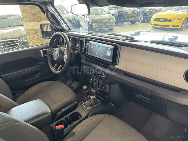 Jeep Wrangler-15