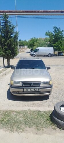 Opel Vectra-1
