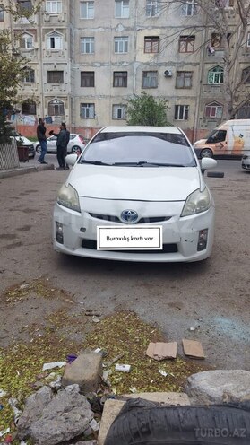 Toyota Prius-1