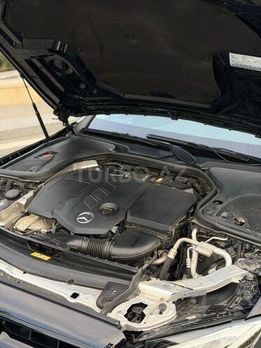 Mercedes E 220 d-7