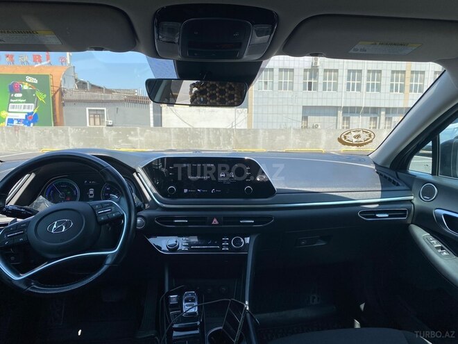 Hyundai Sonata-8