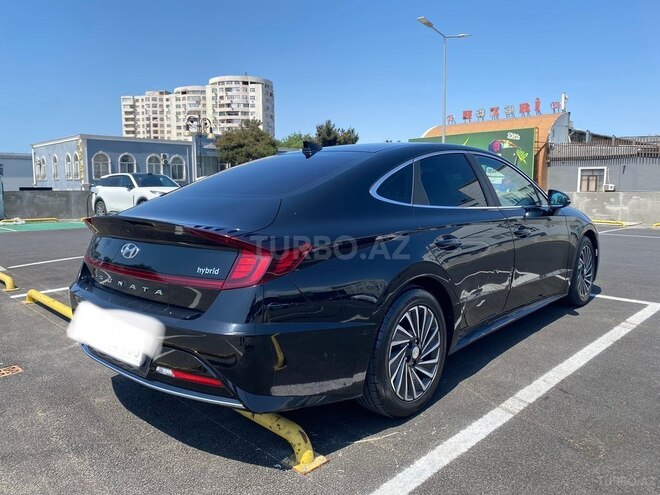 Hyundai Sonata-5