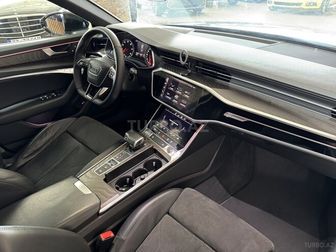 Audi A6-15
