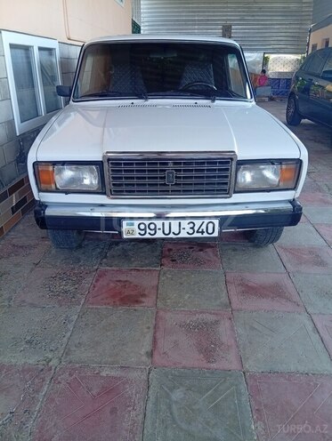 LADA (VAZ) 2107-1