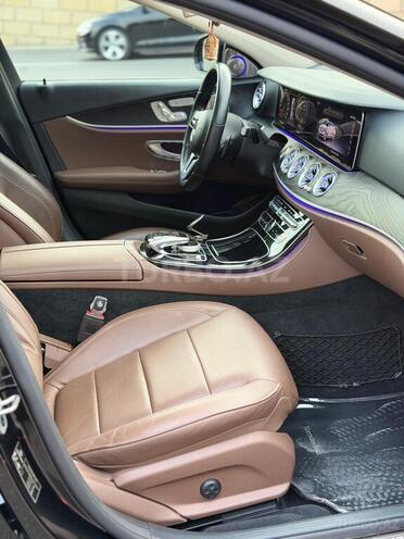 Mercedes E 220 d-10