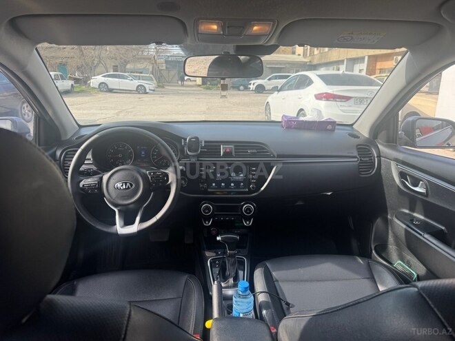 Kia Rio-6