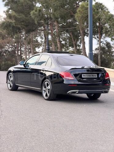 Mercedes E 220 d-19