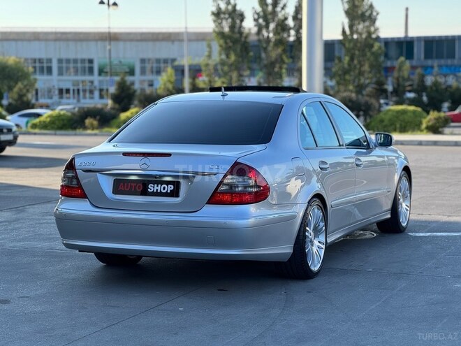 Mercedes E 220-4