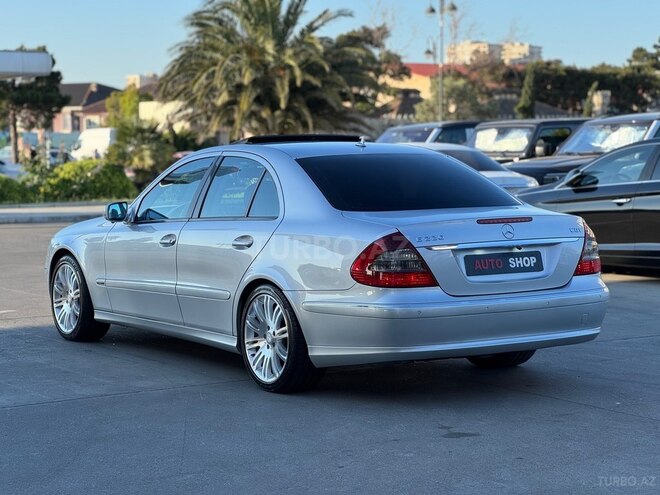 Mercedes E 220-9