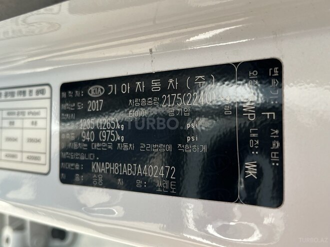 Kia Sorento-26