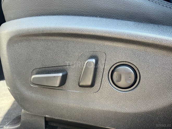 Kia Sorento-17