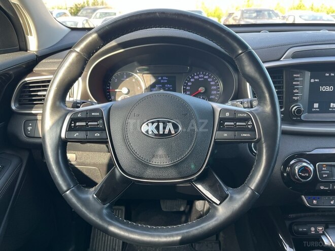 Kia Sorento-4
