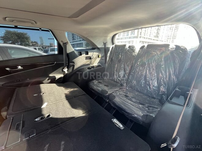 Kia Sorento-24