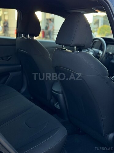 Hyundai Elantra-18