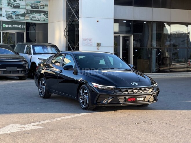 Hyundai Elantra-17