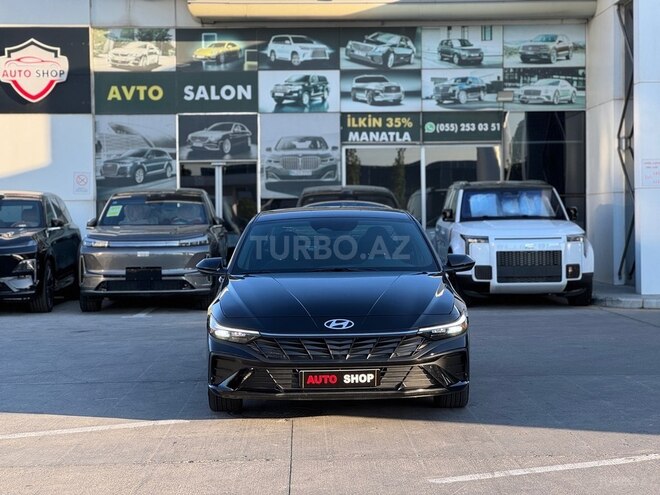 Hyundai Elantra-15