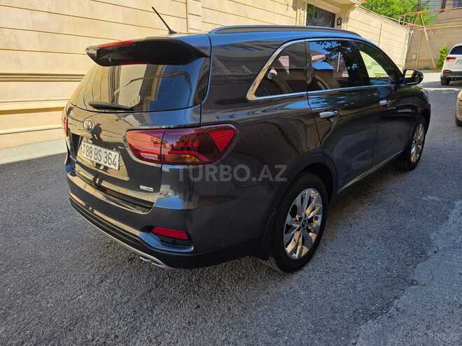 Kia Sorento-4