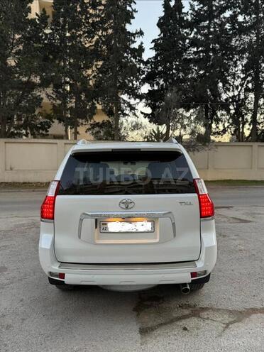 Toyota Land Cruiser Prado-6