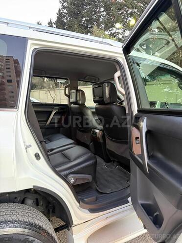 Toyota Land Cruiser Prado-14