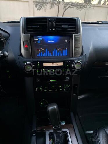 Toyota Land Cruiser Prado-10