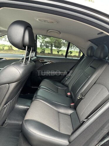 Mercedes E 220-9
