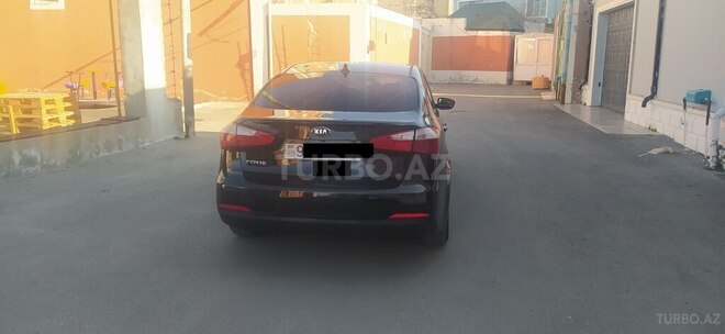 Kia Forte-2