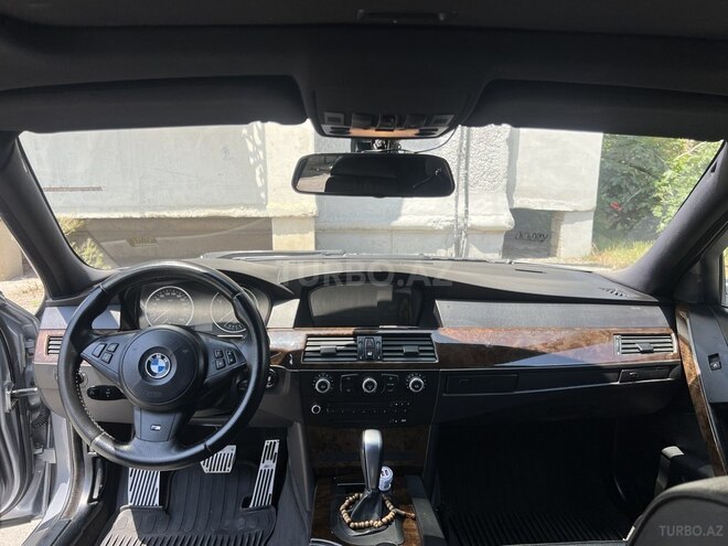 BMW 530-13